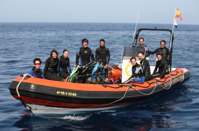 salida en barco.jpg